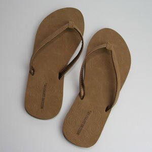 mossimo lula flip flops